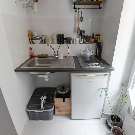 Charming Studio Near Montmartre
