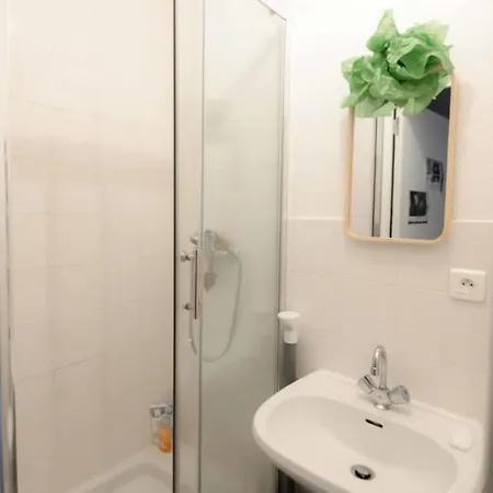 Charming Studio Near Montmartre Paris